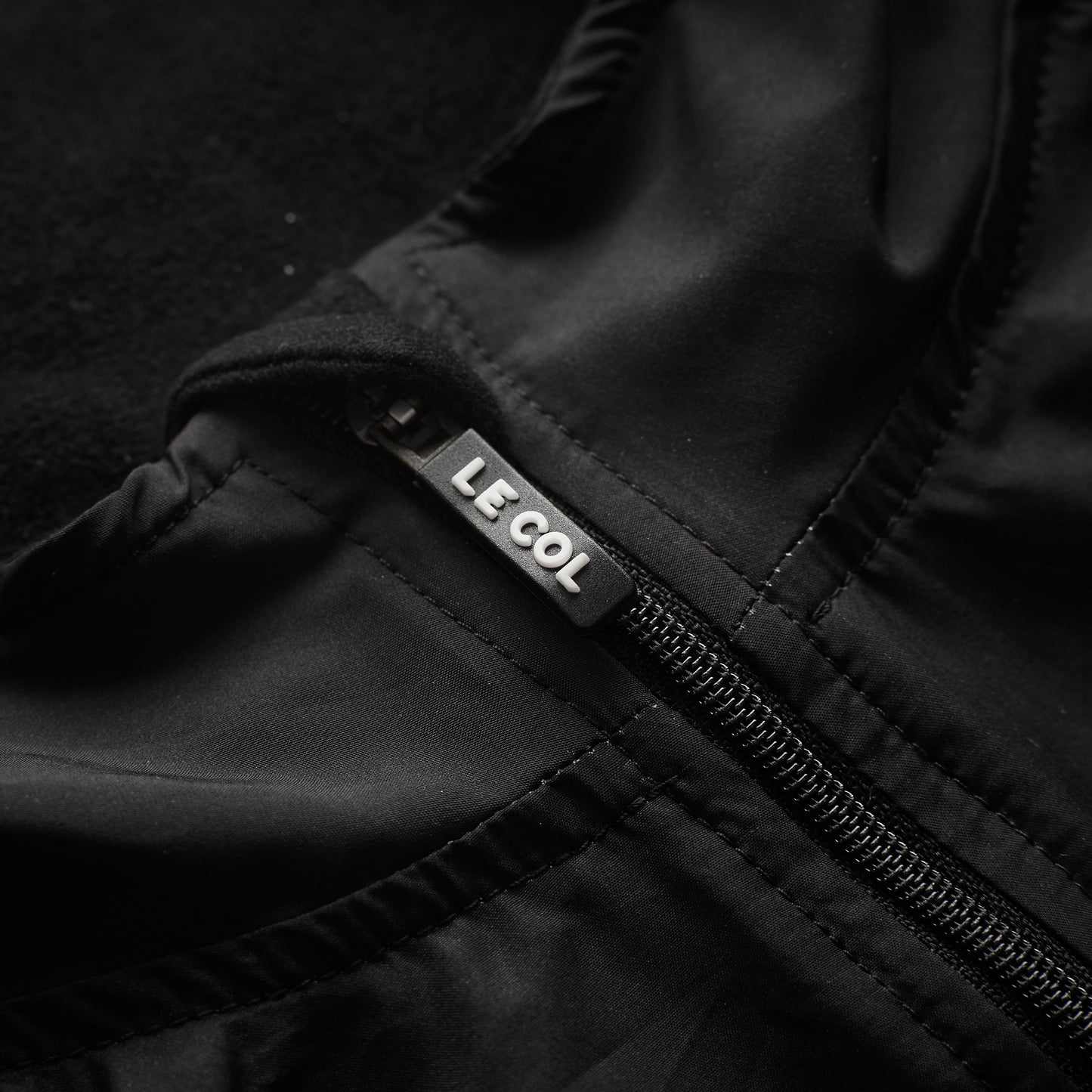 Le Col | Sport Logo Gilet 防風背心 黑